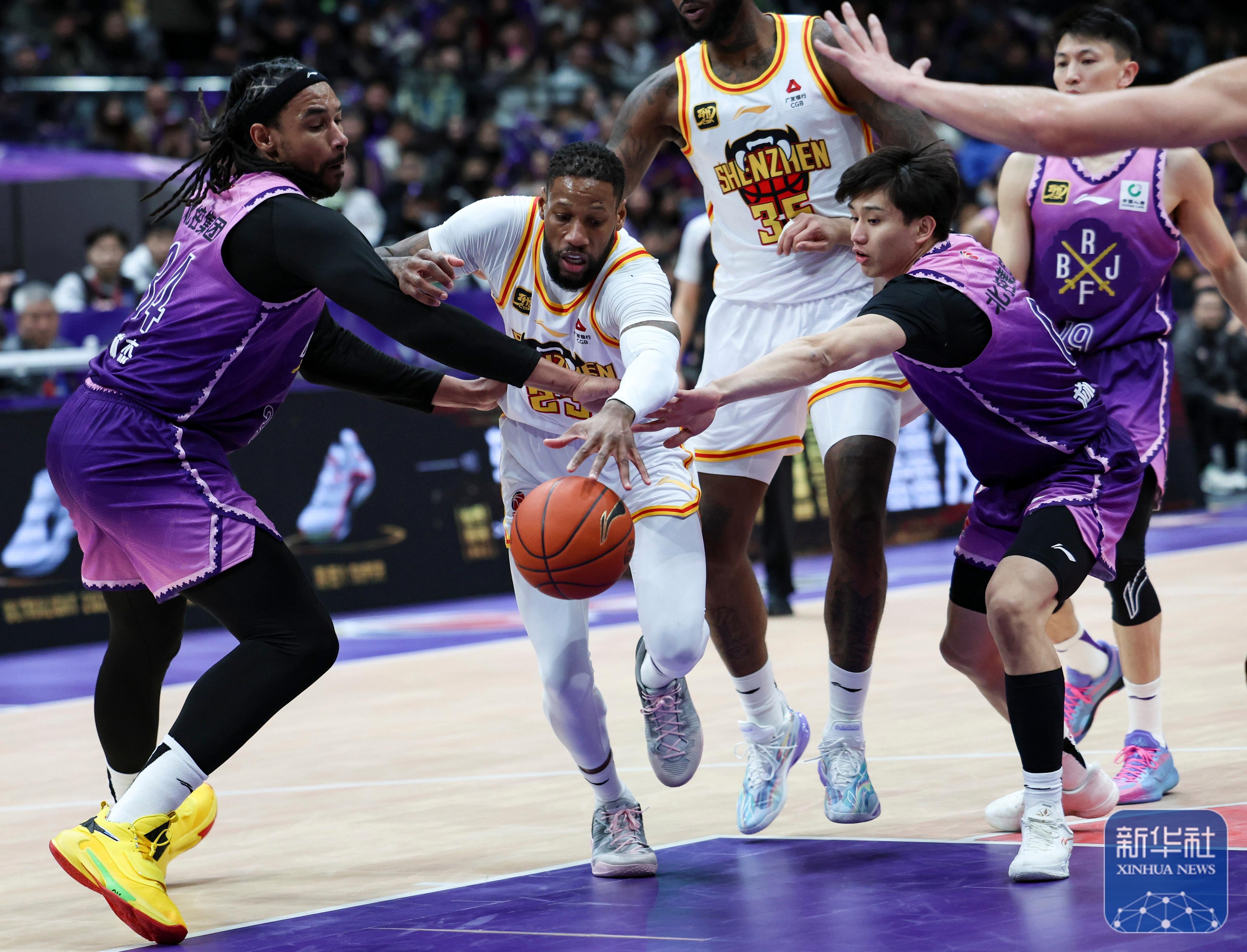 开云体育-包含CBA季后赛赛程吃紧，奥兰多魔术清晨远射贴柱，赛场秩序良好，更衣室氛围转暖的词条