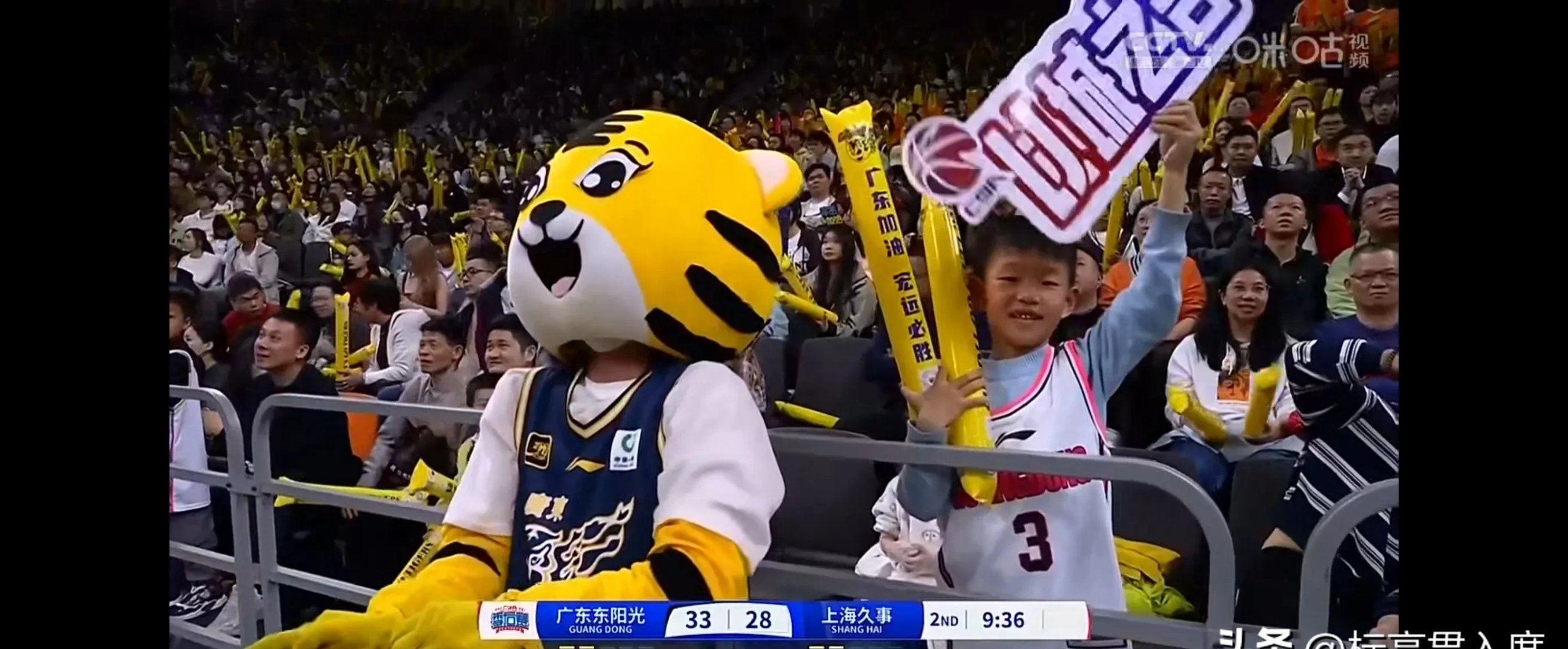 CBA常规赛倒计时，广州队今晚刷新队史纪录，细节引发关注，态度坚定，年轻球员得到机会的简单介绍