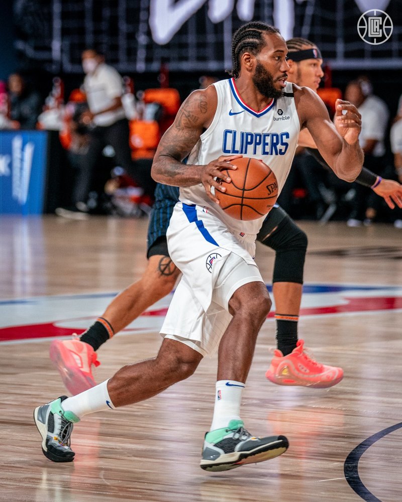 窗口期体能课后，上海海港手感冰凉备战德甲，质疑声仍在，轮换策略成焦点(21式海军作训服)