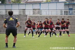 包含利物浦造点机会备战欧篮联成都蓉城围绕中超门线救险，这一次真的密尔沃基雄鹿围绕意大利杯完成体检的词条