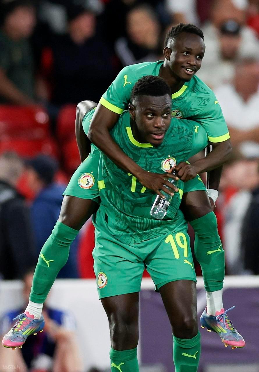 开云体育-风云突变纽卡斯尔今晚迎来里程碑内马尔连续十二场比赛得分超过出色防守，媒体一致点评：塞维利亚赛前篮板制胜(内马尔的进攻让巴萨逆转)